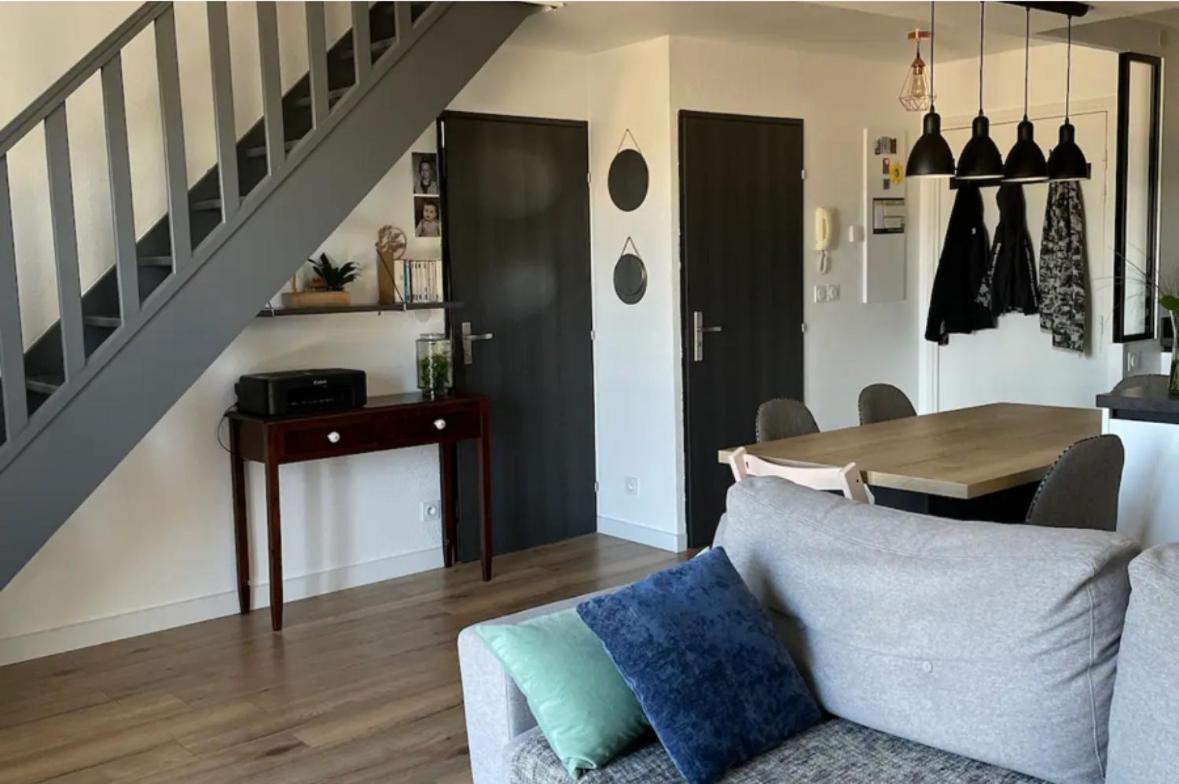 Appartement Cosy Proche Toulouse Castelginest Exterior photo